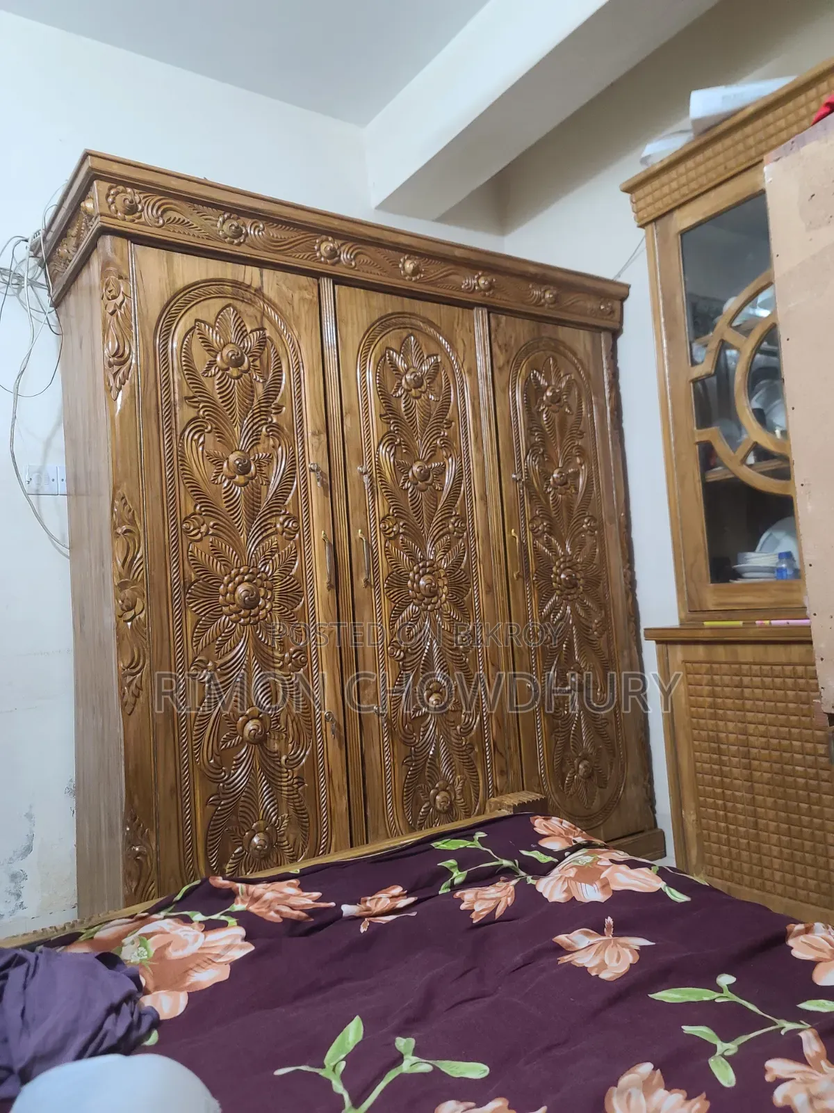 Three-part teak wood wardrobe