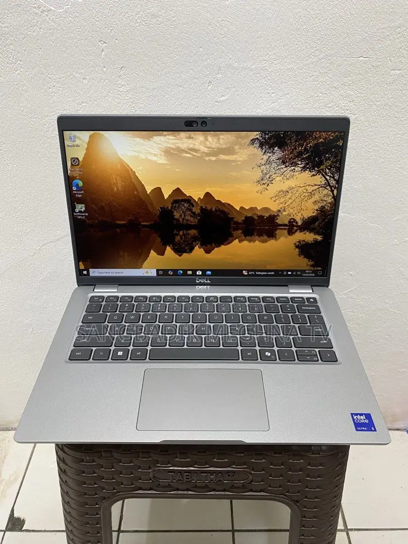Laptop Dell 4GB Intel SSD 500GB