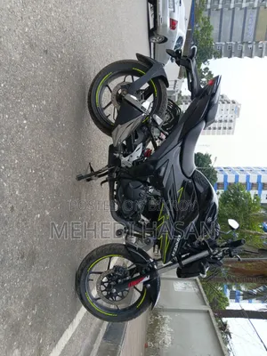 New Suzuki 2019 Black
