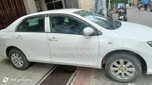 Toyota Axio 2011 সাদা