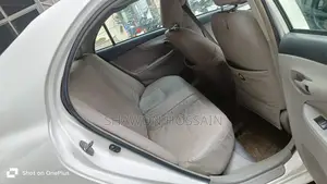 Toyota Axio 2011 সাদা