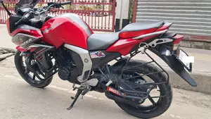Yamaha 2018 Red