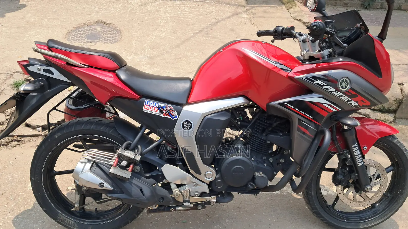 Yamaha 2018 Red