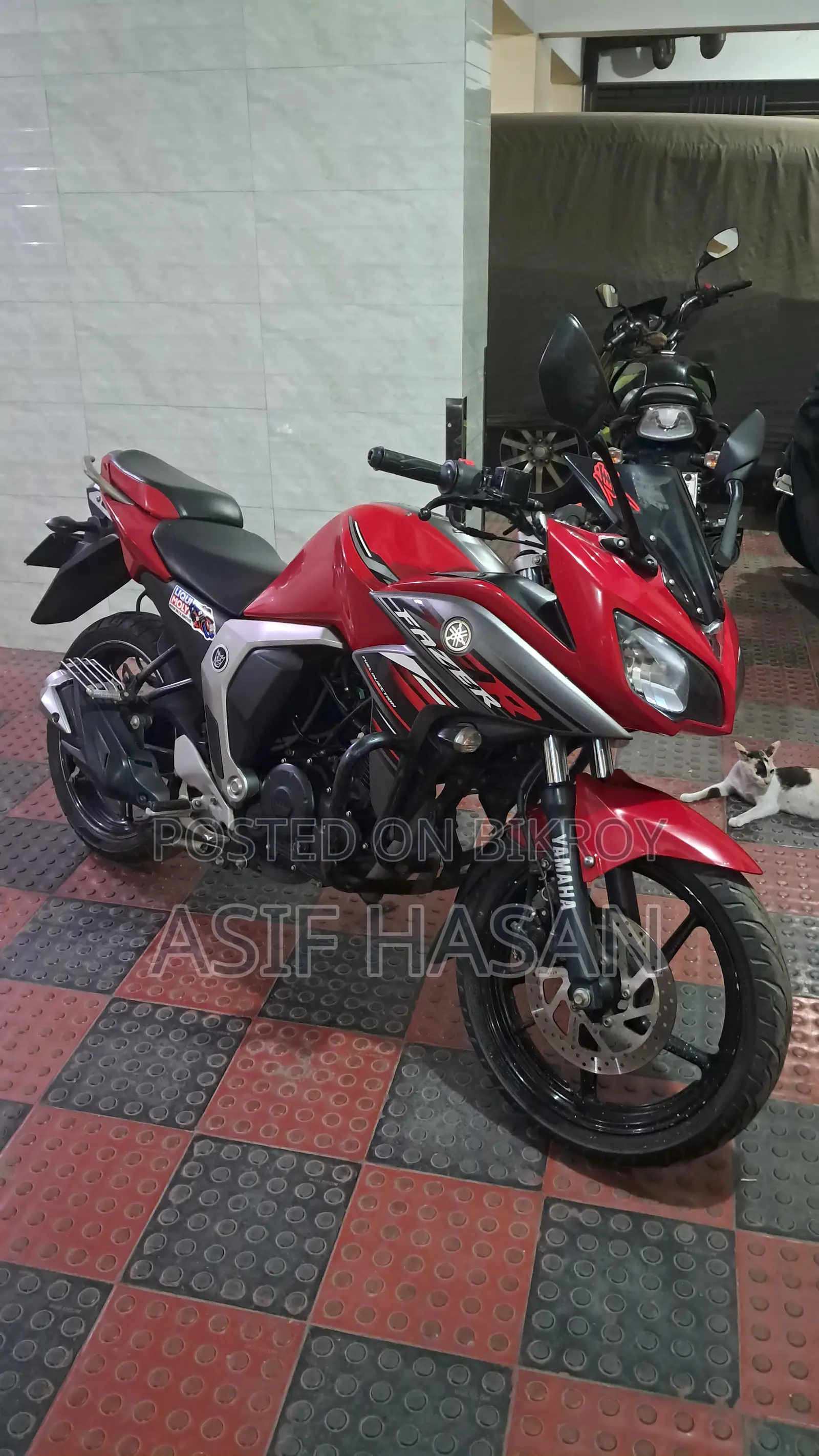 Yamaha 2018 Red