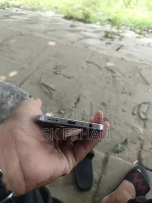 Oppo F21 Pro 5G 128 GB Orange