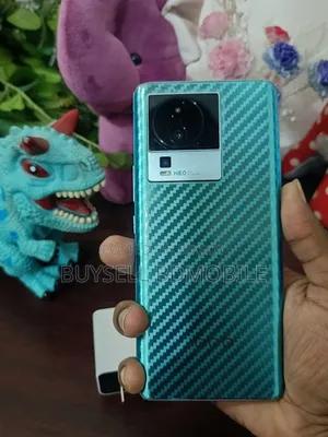 iQOO 128 GB Blue