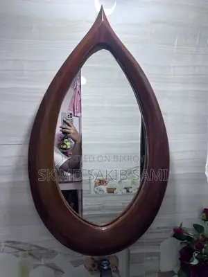 ওয়াল মিরর