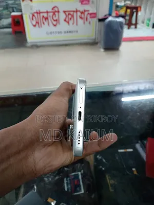 Vivo Y400 4G 256 GB White