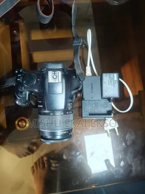Canon 1300d