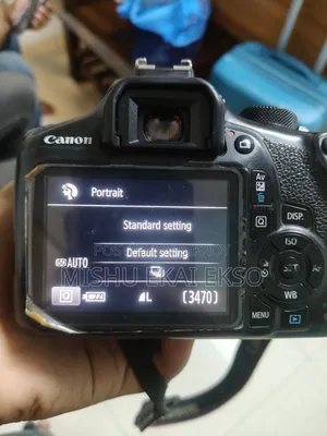 Canon 1300d