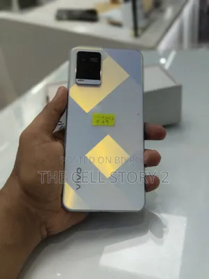 Vivo Y21 64 GB Blue