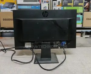 Hp P204v 20-inch HD+ Monitor HDMI VGA Supported