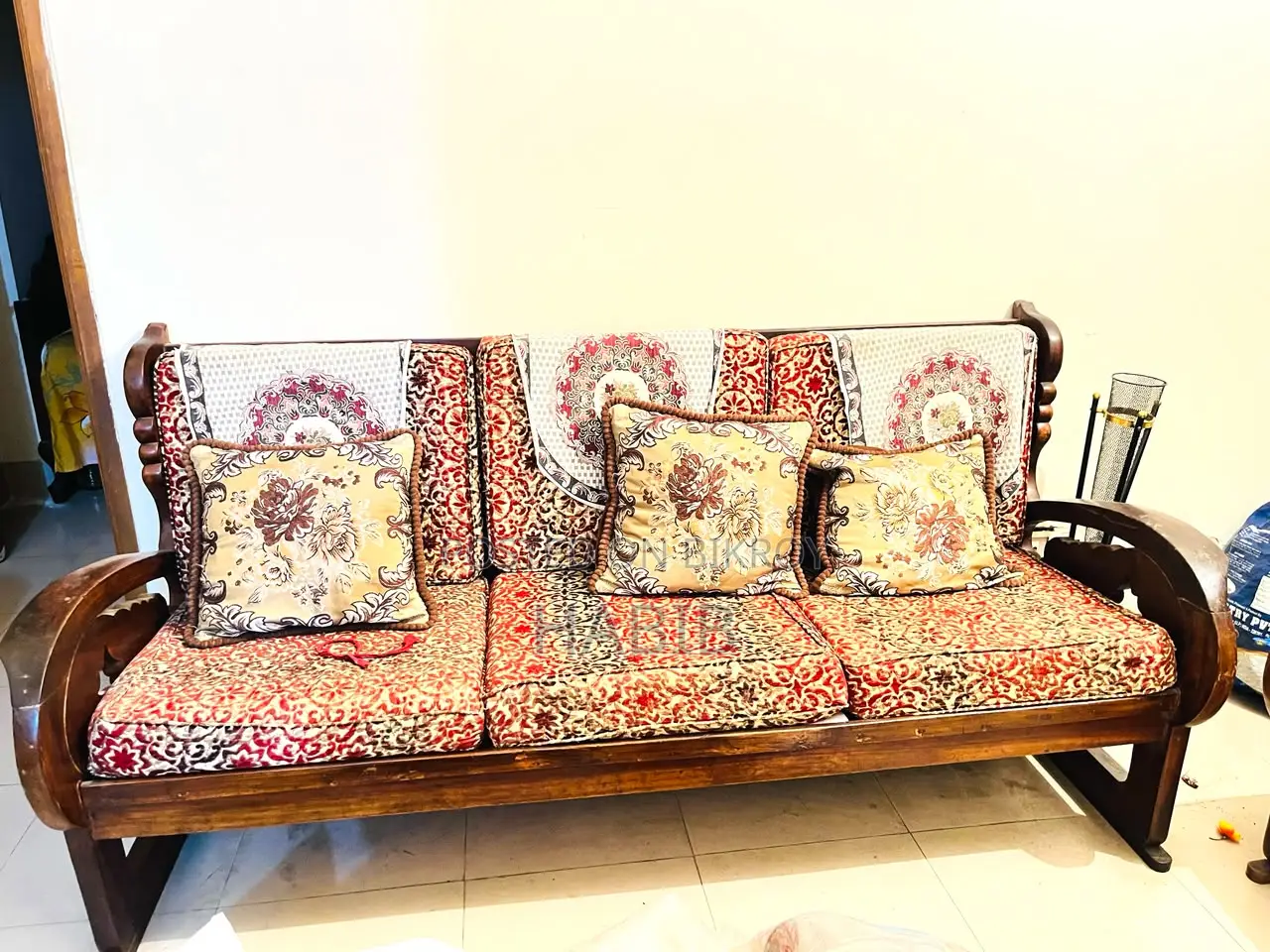 Sofa Set 5 Piece (Wooden)