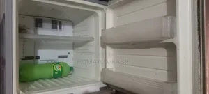 Fridge (Sharp Company)