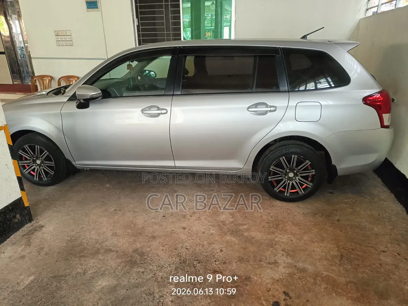 Toyota Corolla Fielder 2012 Silver
