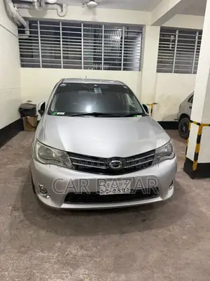 Toyota Corolla Fielder 2012 Silver