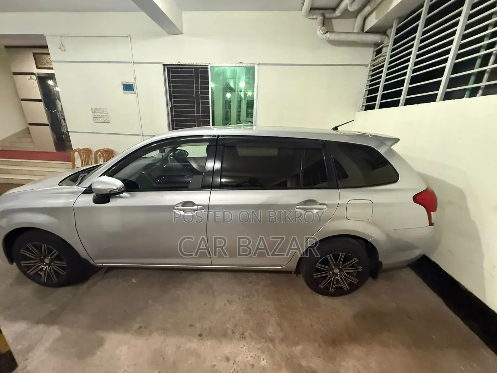 Toyota Corolla Fielder 2012 Silver