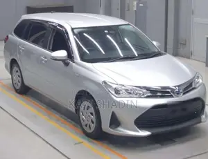 Toyota Corolla Fielder 1.5 Hybrid FWD 2019 Silver