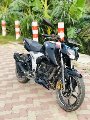 TVS Apache 160 4V 2024 Black