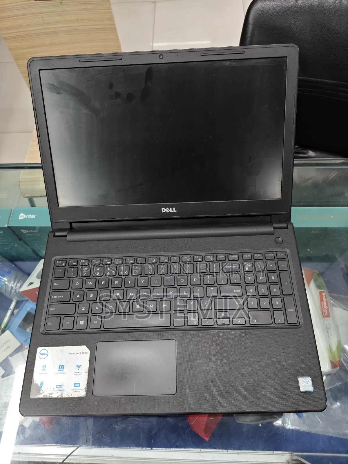 New Laptop Dell Inspiron 15 3567 8GB Intel Core i3 SSD 256GB