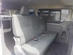 Toyota HiAce 2021 White