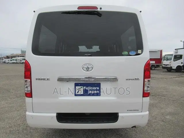 Toyota HiAce 2021 White