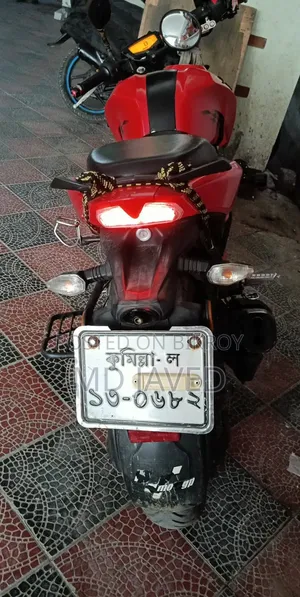 TVS Apache RTR 160 4V 2020 Red