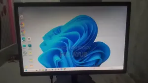 Desktop Computer 8GB Intel Core i5 SSD 256GB