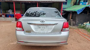 Toyota Axio 1.5 X 2WD 2014 Silver