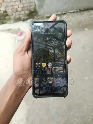 রিয়েলমি ৯ ১২৮ জিবি ইয়েলো