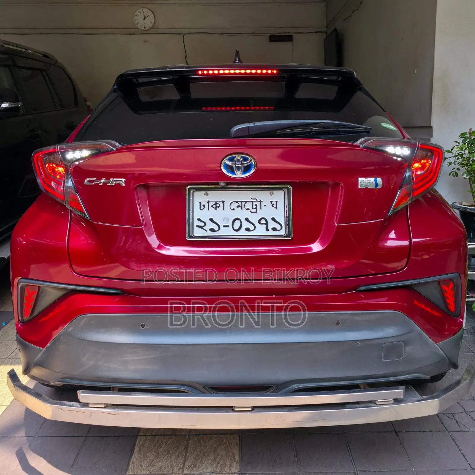 Toyota C-HR 2017 Red