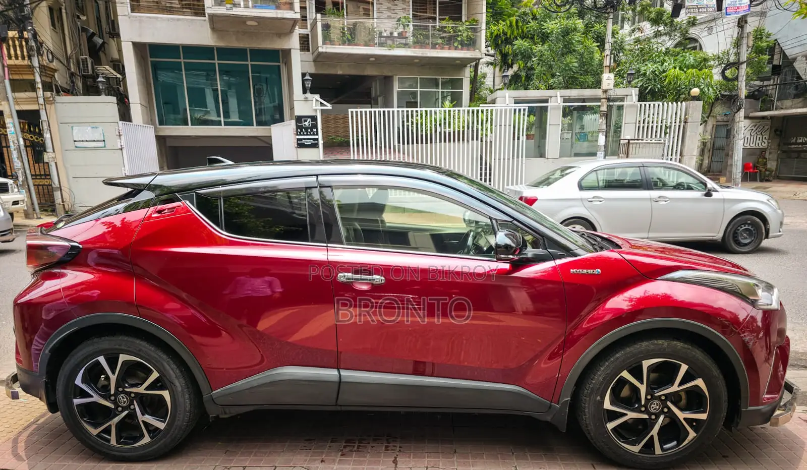 Toyota C-HR 2017 Red