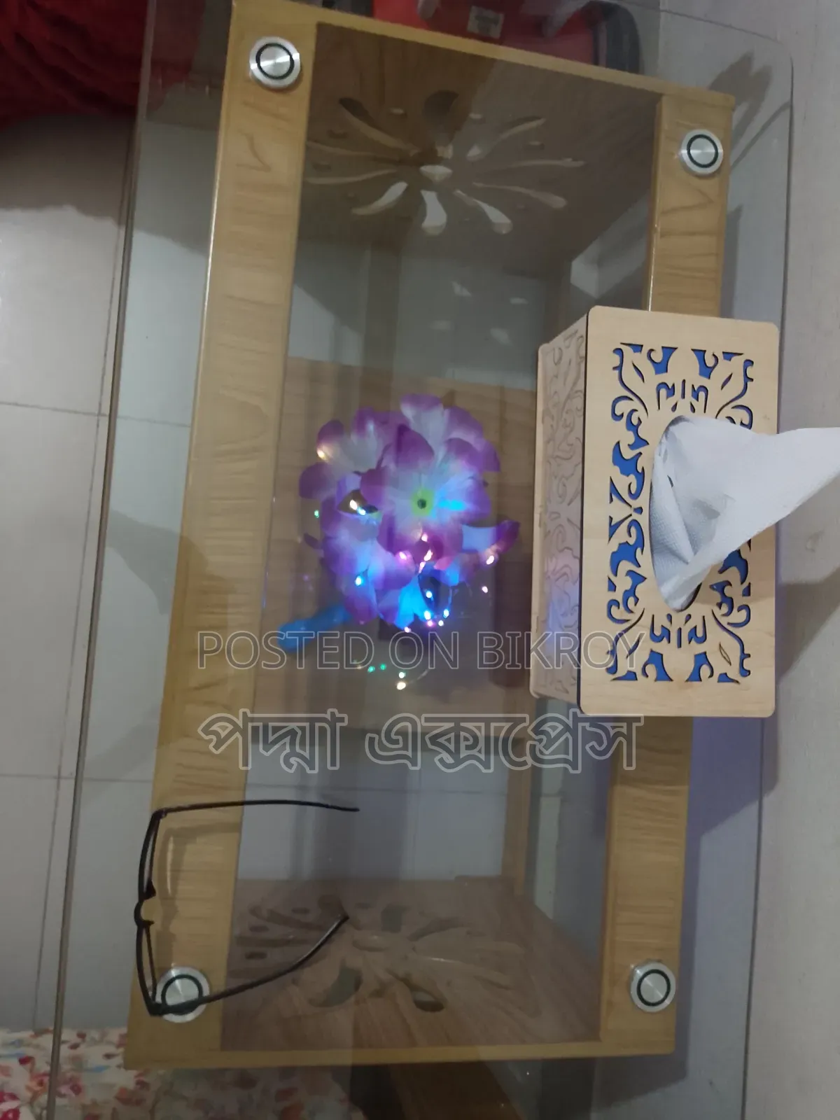 আসবাবপত্র পুরাতন ফার্নিচার