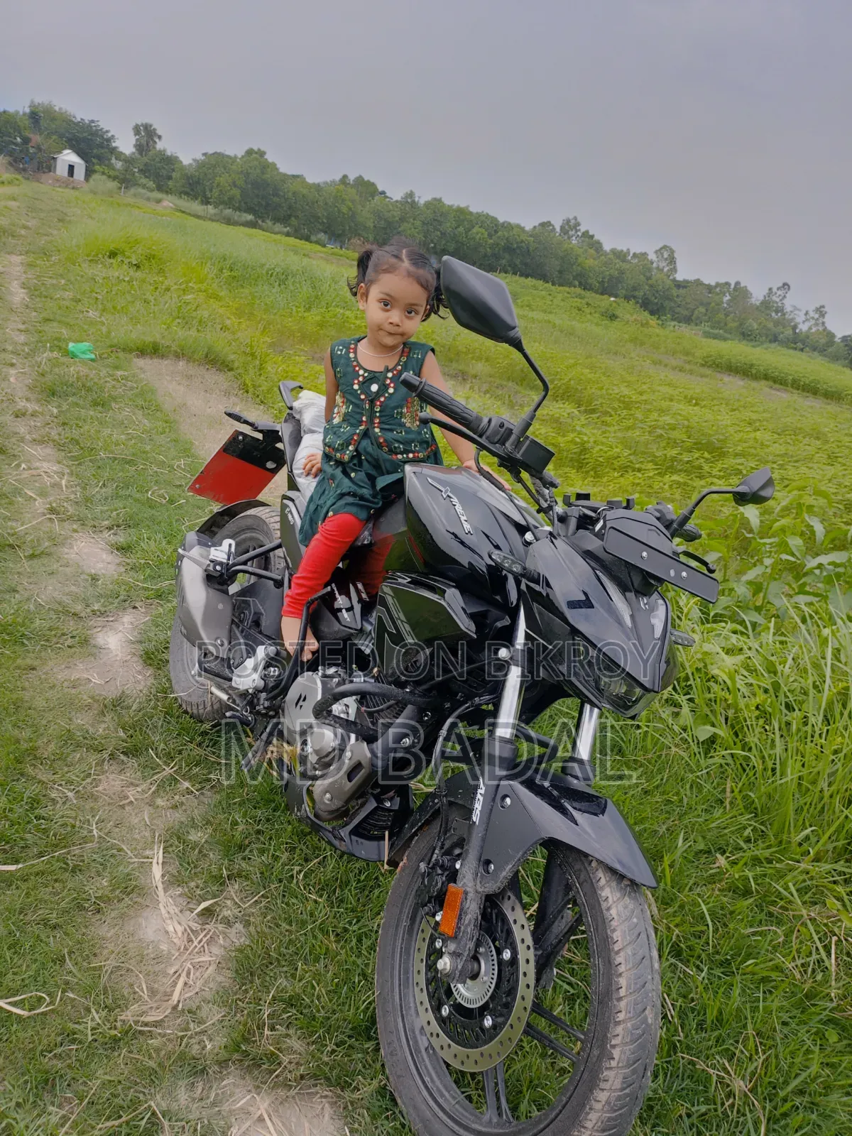 Hero Xtreme 125R 2025 Black