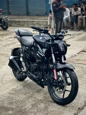 Suzuki Bike 2025 Black