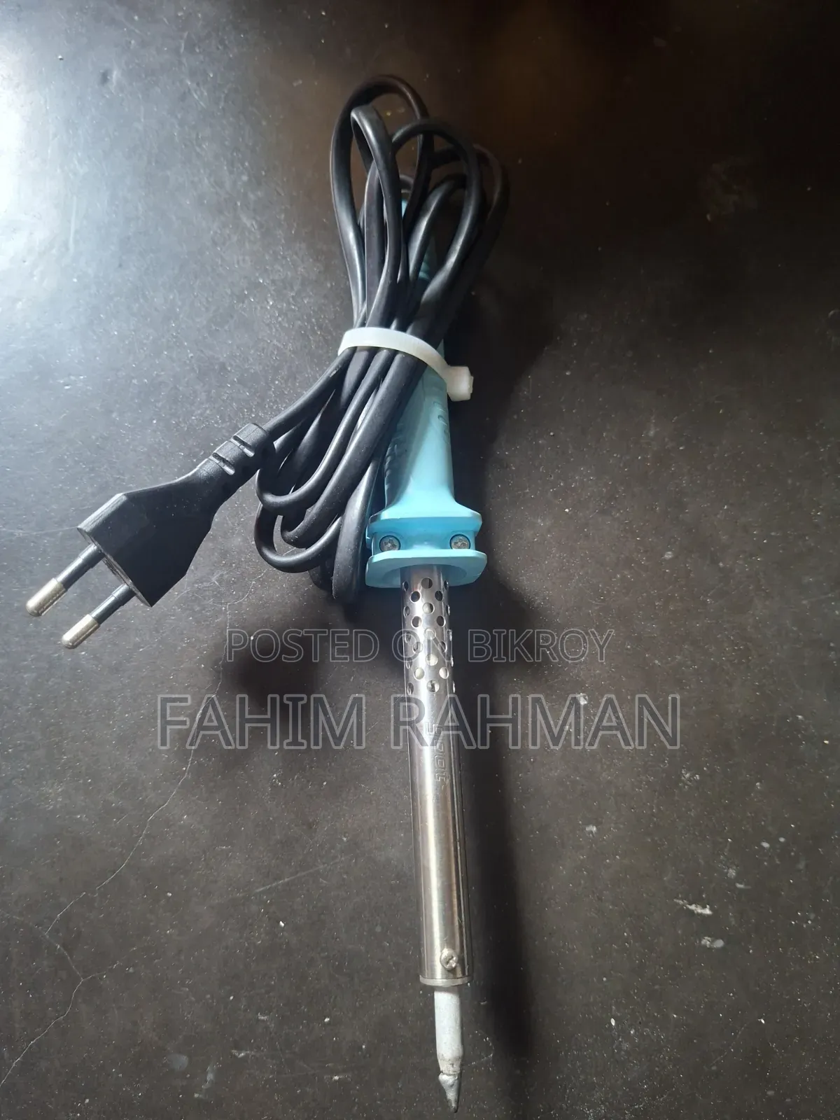 Soldering Iron 4 pieces, Mobile Toolbox, Wire Stripper, Pliers, etc.