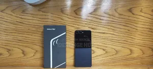 Samsung Galaxy Z Flip7 256 GB Black