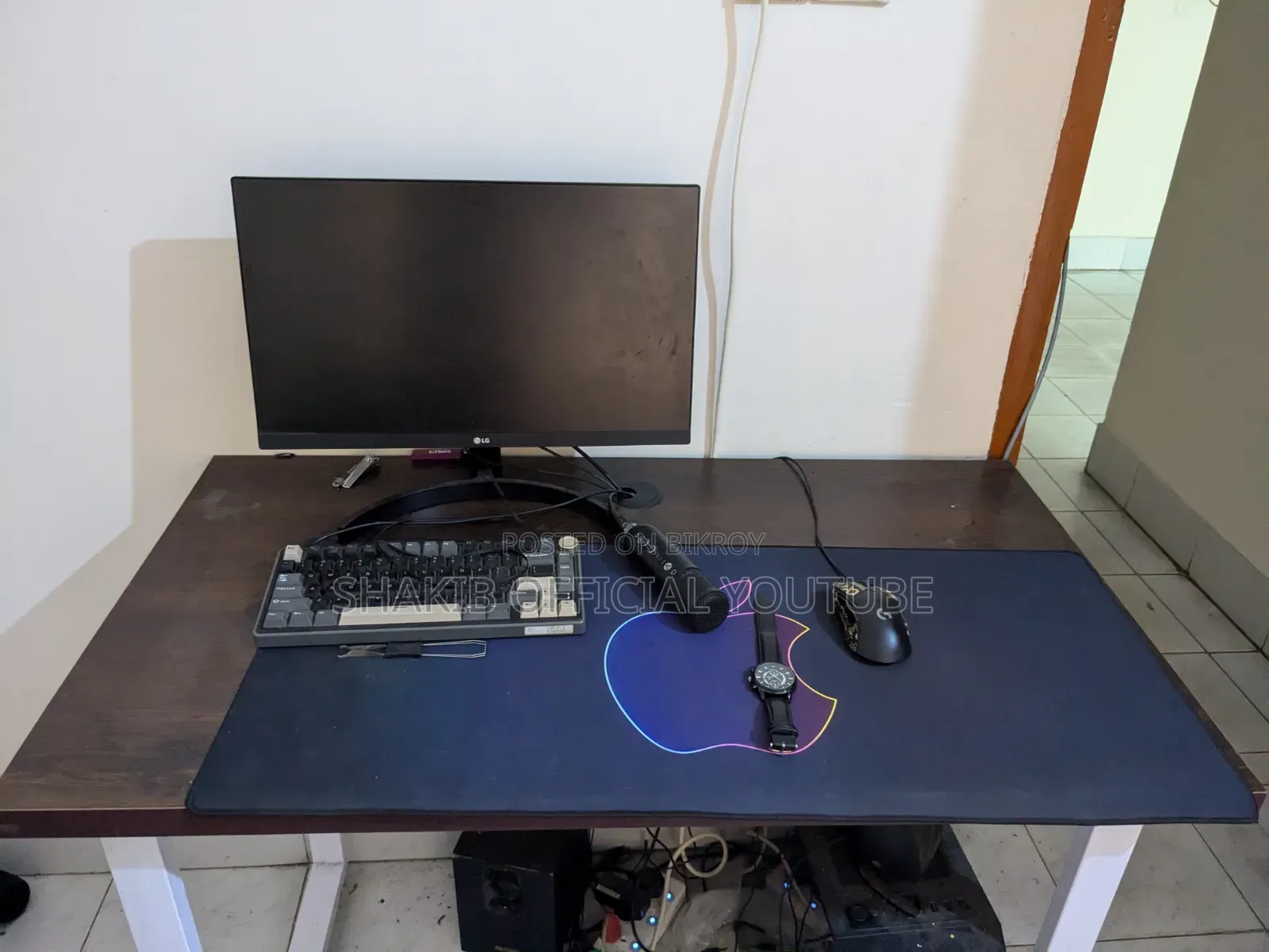 Table / Computer Table