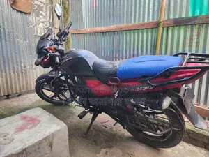 মোটরসাইকেল ২০২০ লাল