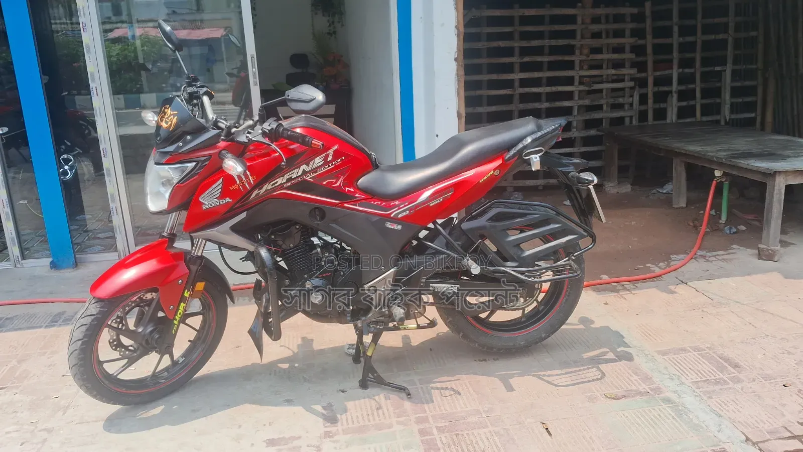 Honda Hornet 2019 Red