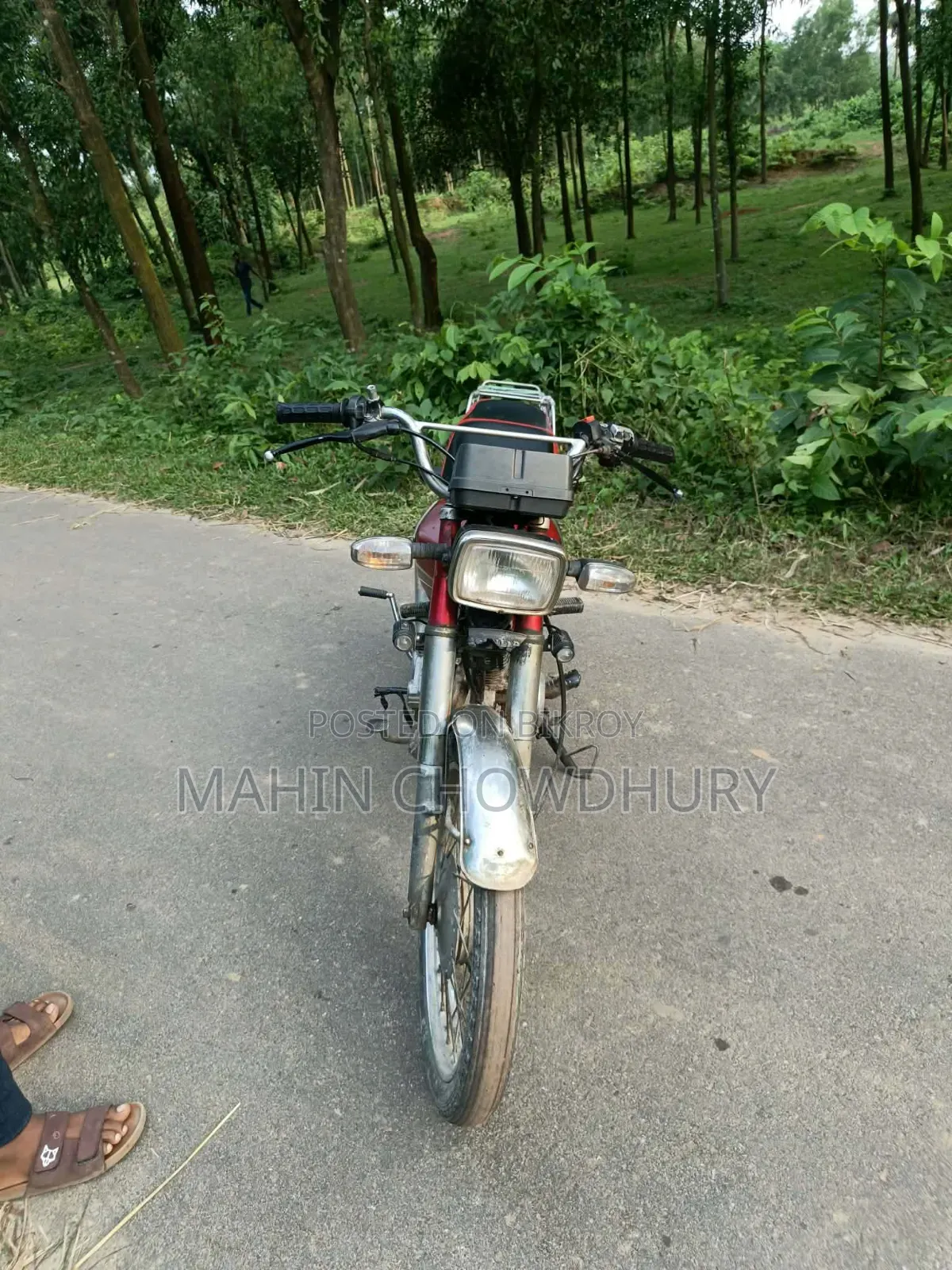 Honda 2000 Red