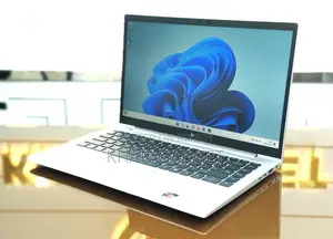 Laptop HP EliteBook 845 G8 16GB AMD Ryzen 5 SSD 256GB