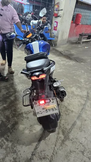 TVS Apache 160 4V 2020 Blue