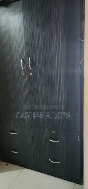 Melamine Board Almirah
