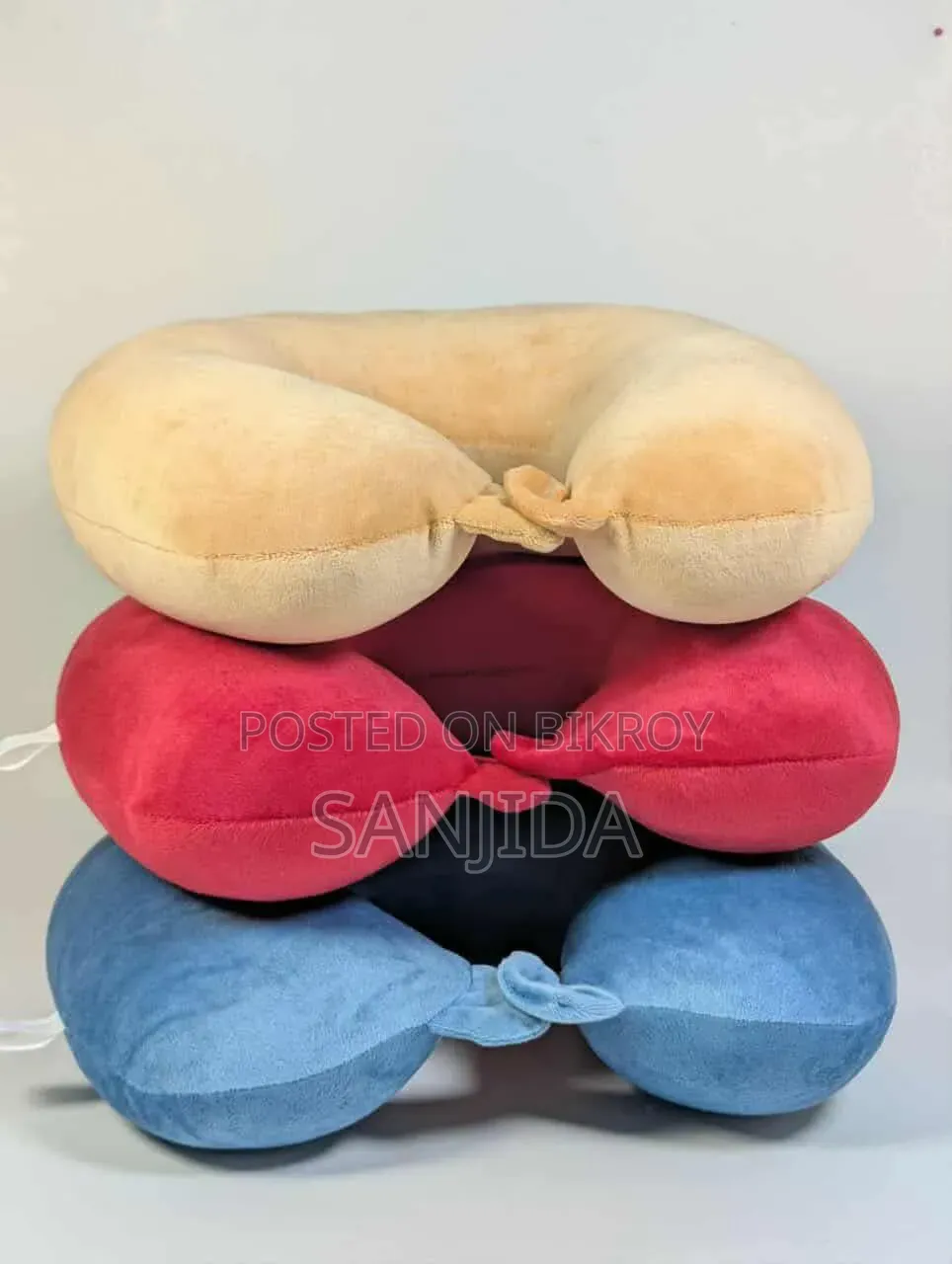 Softcare Zippered Neck Pillow - Neck comfort + travel essential