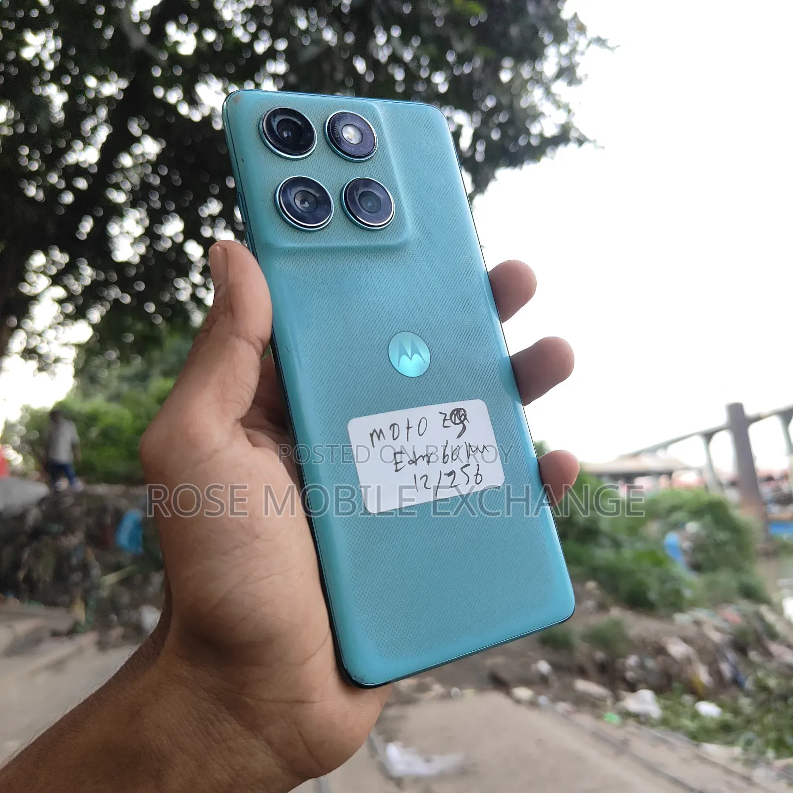 Motorola 256 GB