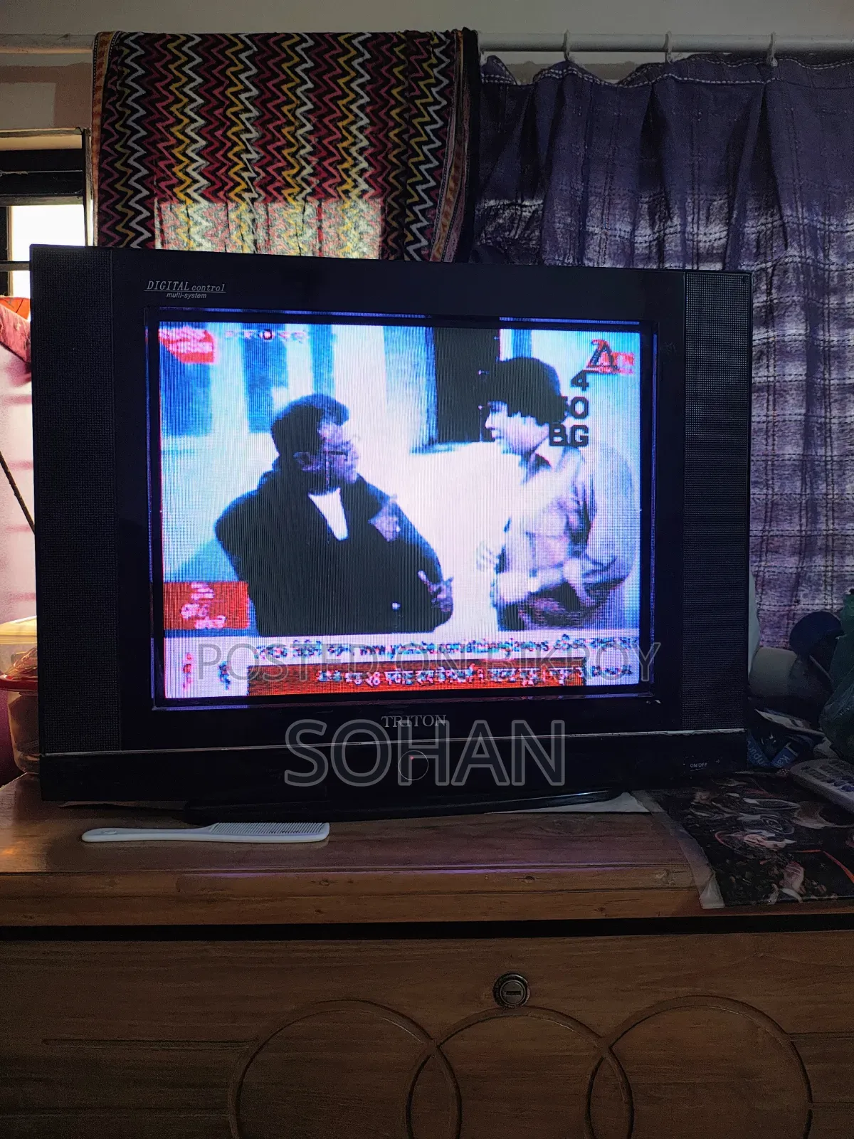 Triton 21" Color CRT TV (Used, Good Condition)