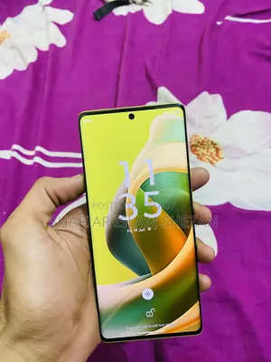 Motorola Moto G85 128 GB Yellow