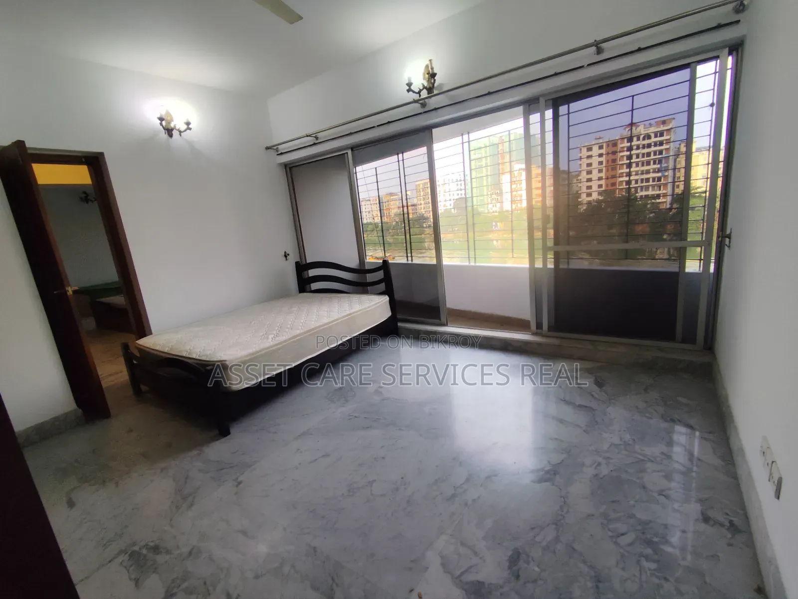 6-bedroom Apartment in Gulshan for Rent