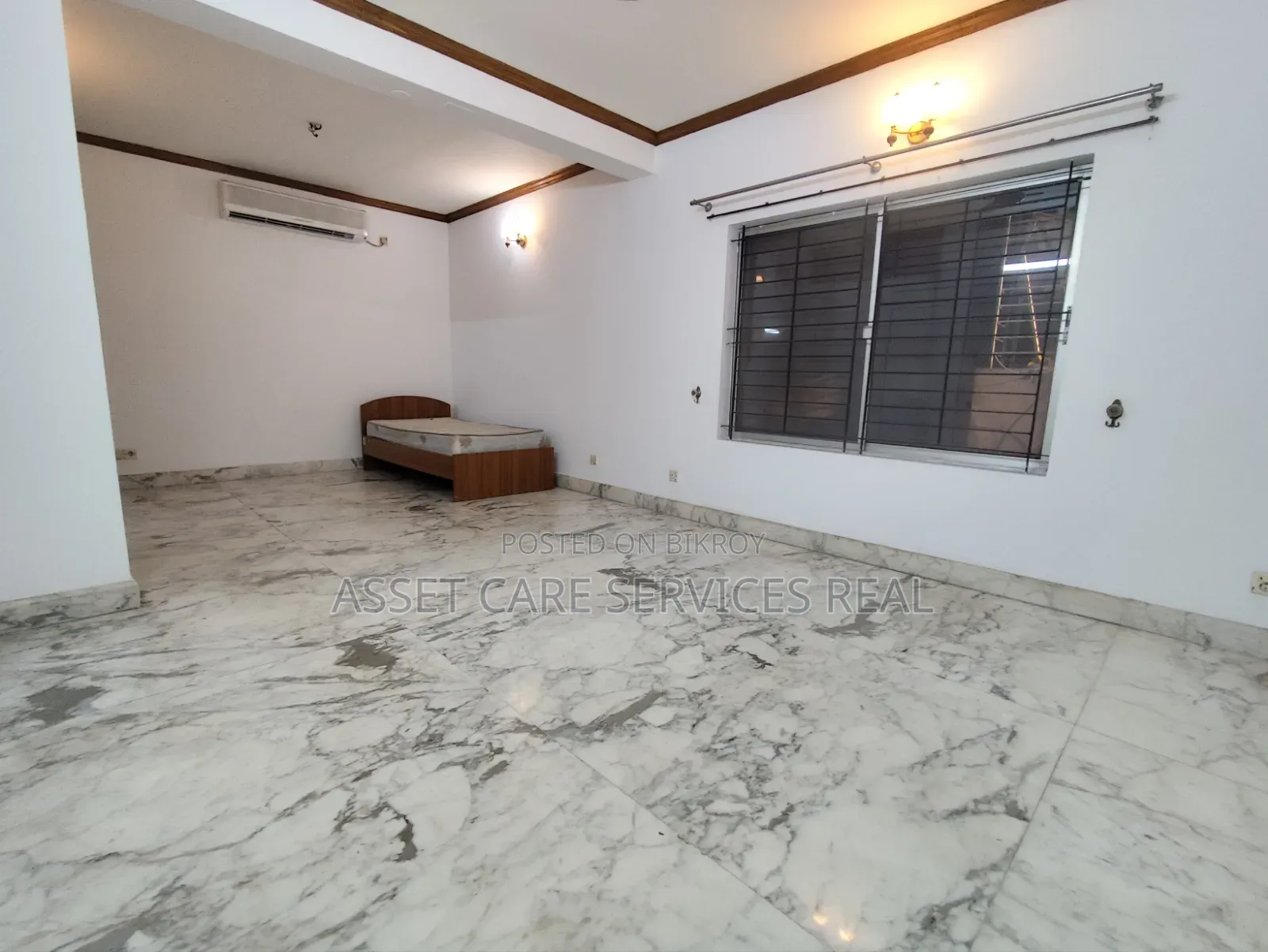 6-bedroom Apartment in Gulshan for Rent
